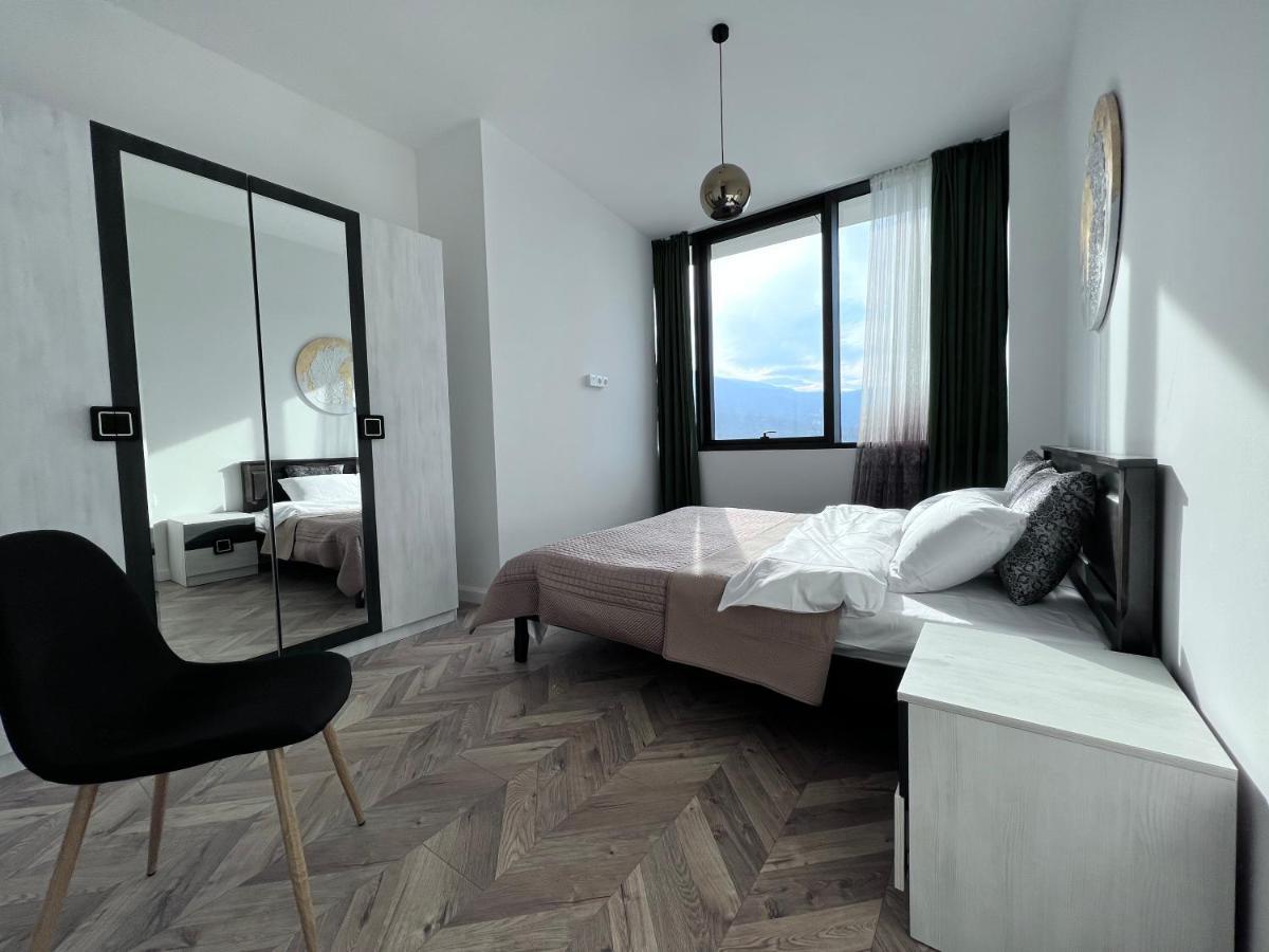 Apartment In Axis Towers, Tbilisi Business Center Exterior foto